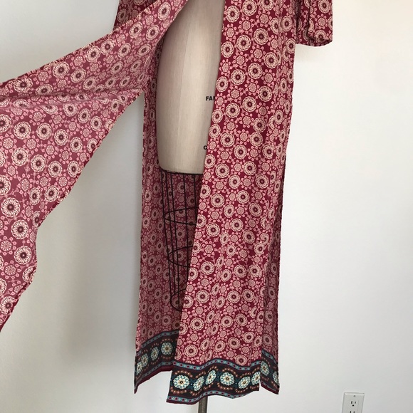 Romeo & Juliet Couture M Kimono - Picture 4 of 8